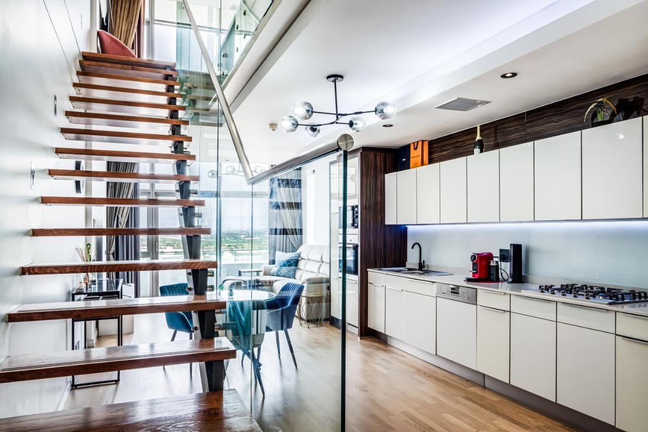 Belina - Crystal Towers Presidential Penthouse * Cape Town